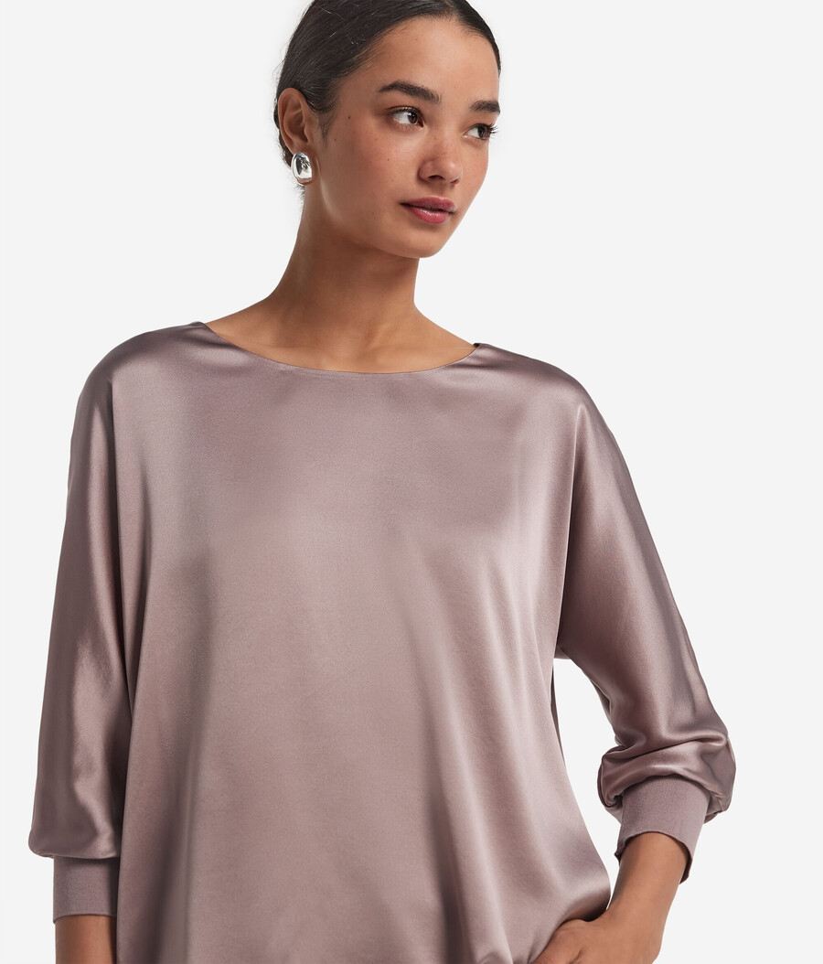 maglione in raso di seta a scollo tondo