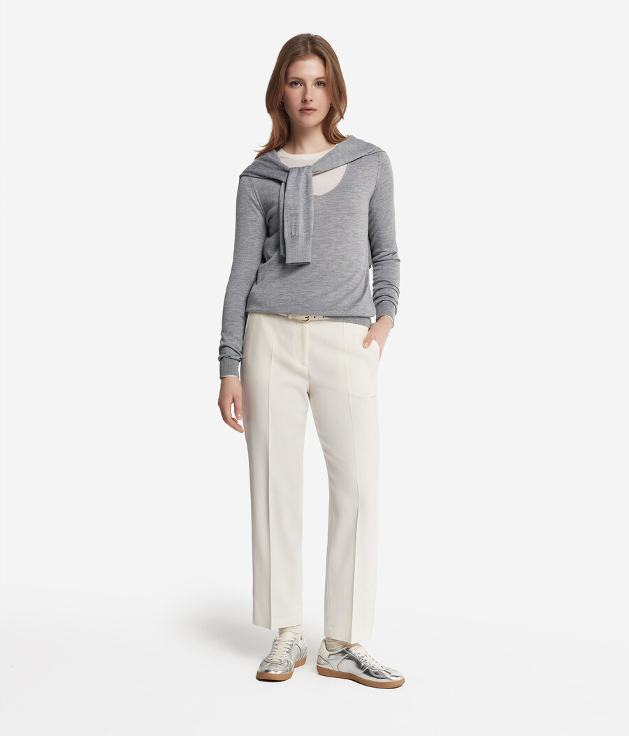 maglione con scollo a v in cashmere ultrafine