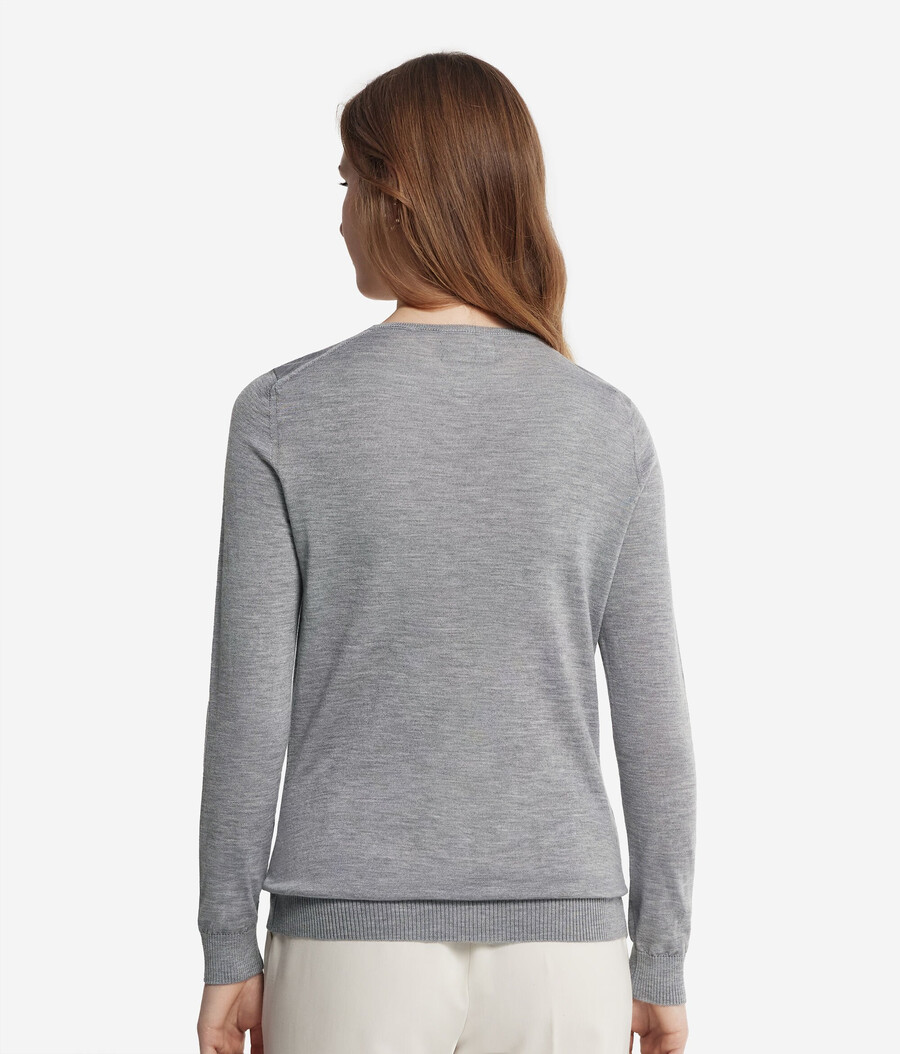 maglione con scollo a v in cashmere ultrafine