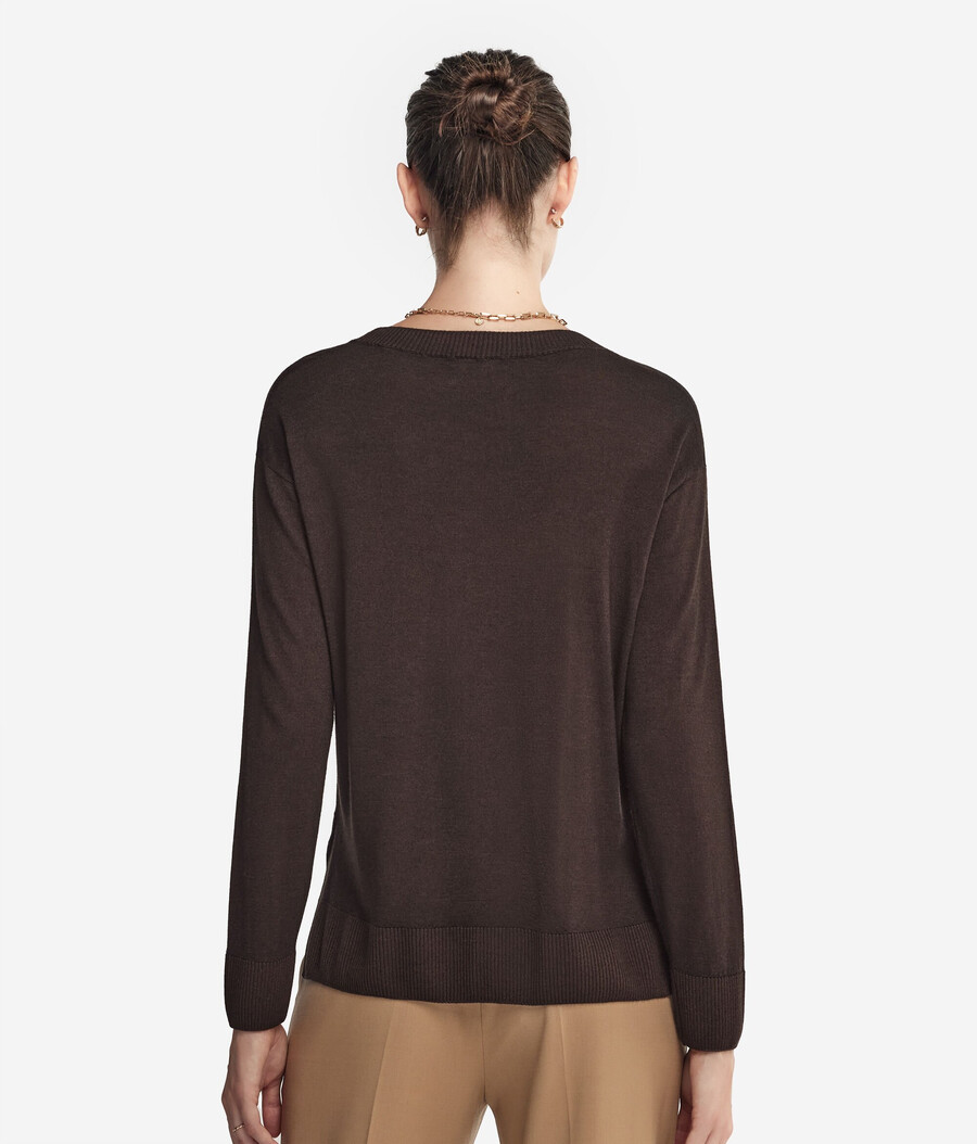 maglione in cashmere con scollo tondo e spacchi