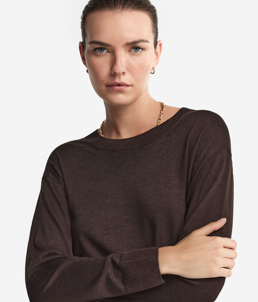 maglione in cashmere con scollo tondo e spacchi