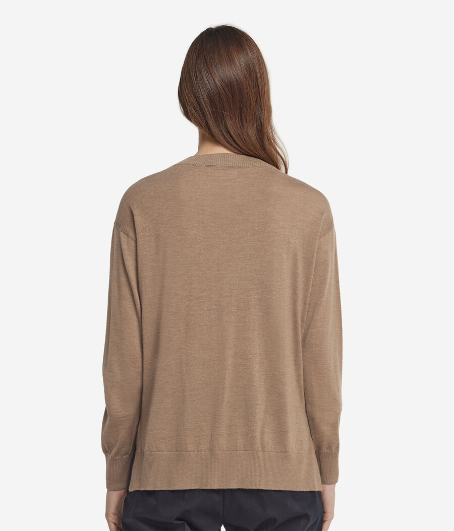 maglione in cashmere con scollo tondo e spacchi