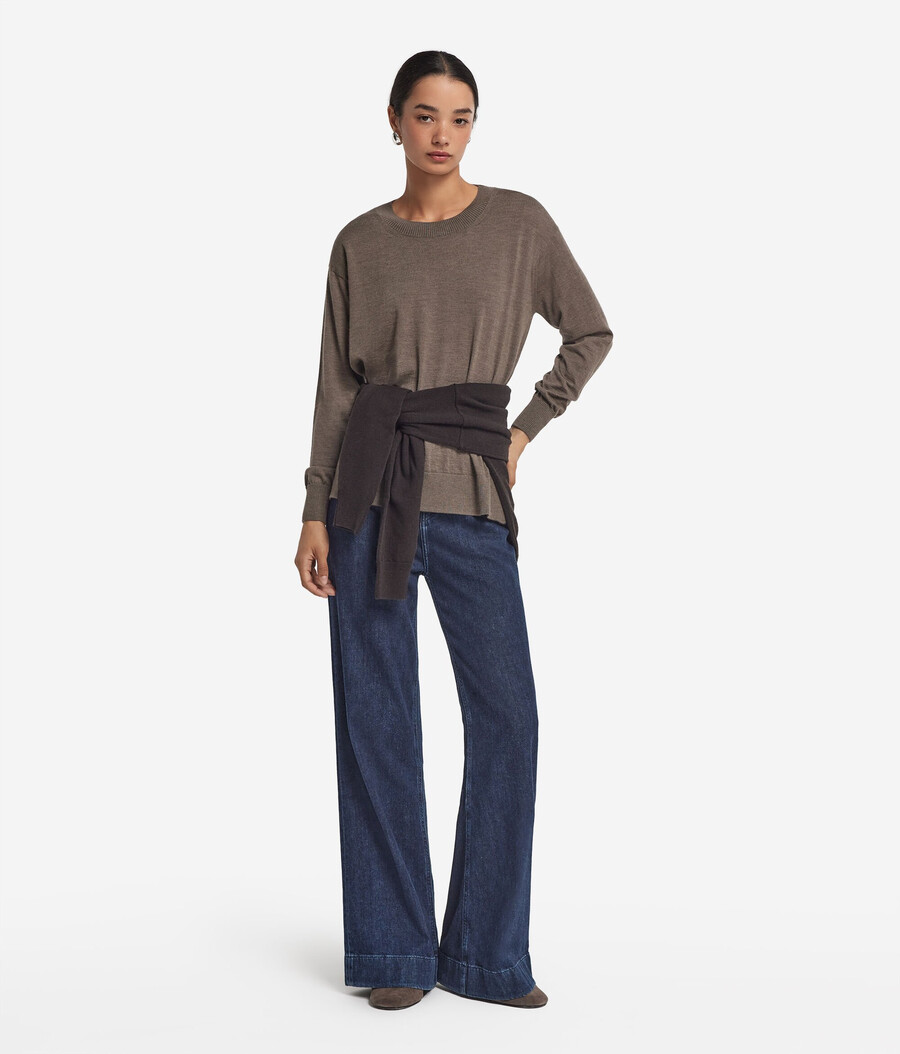 maglione in cashmere con scollo tondo e spacchi