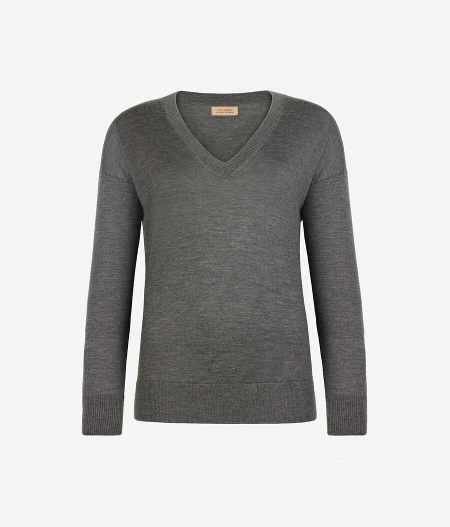 maglione in cashmere con scollo a v e spacchi