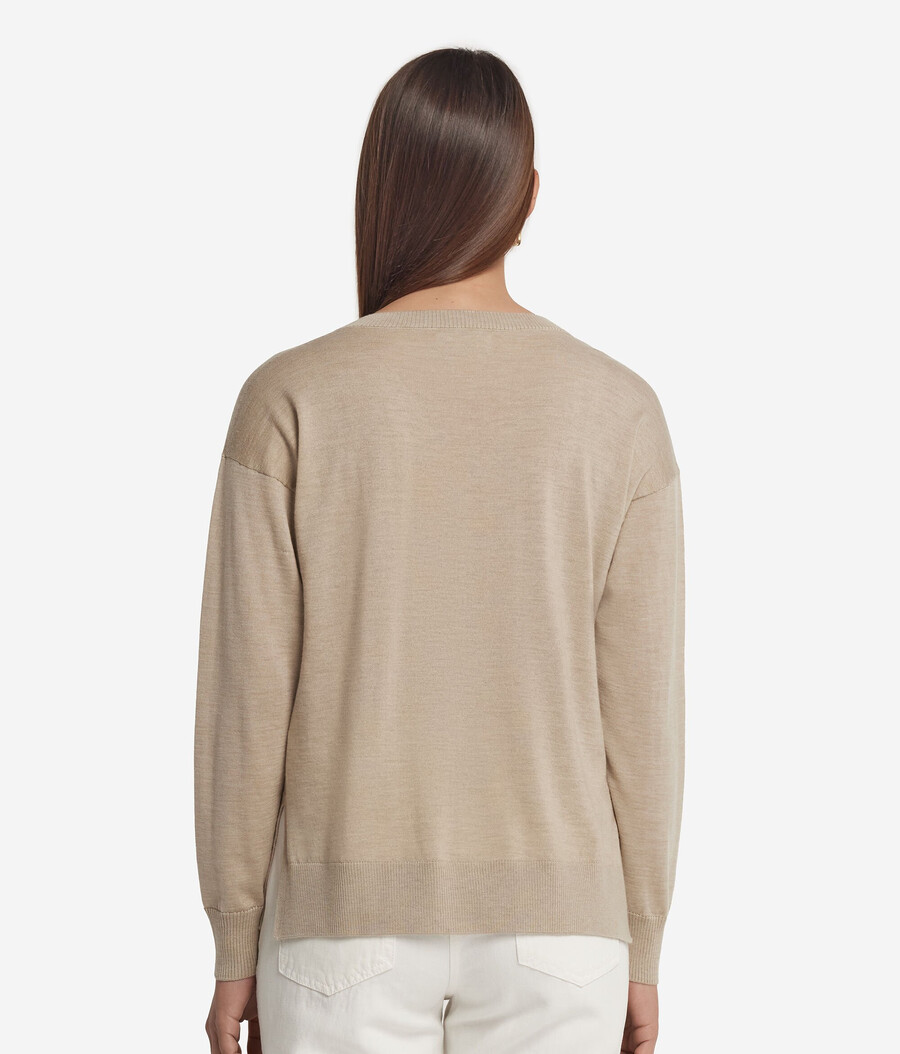 maglione in cashmere con scollo a v e spacchi