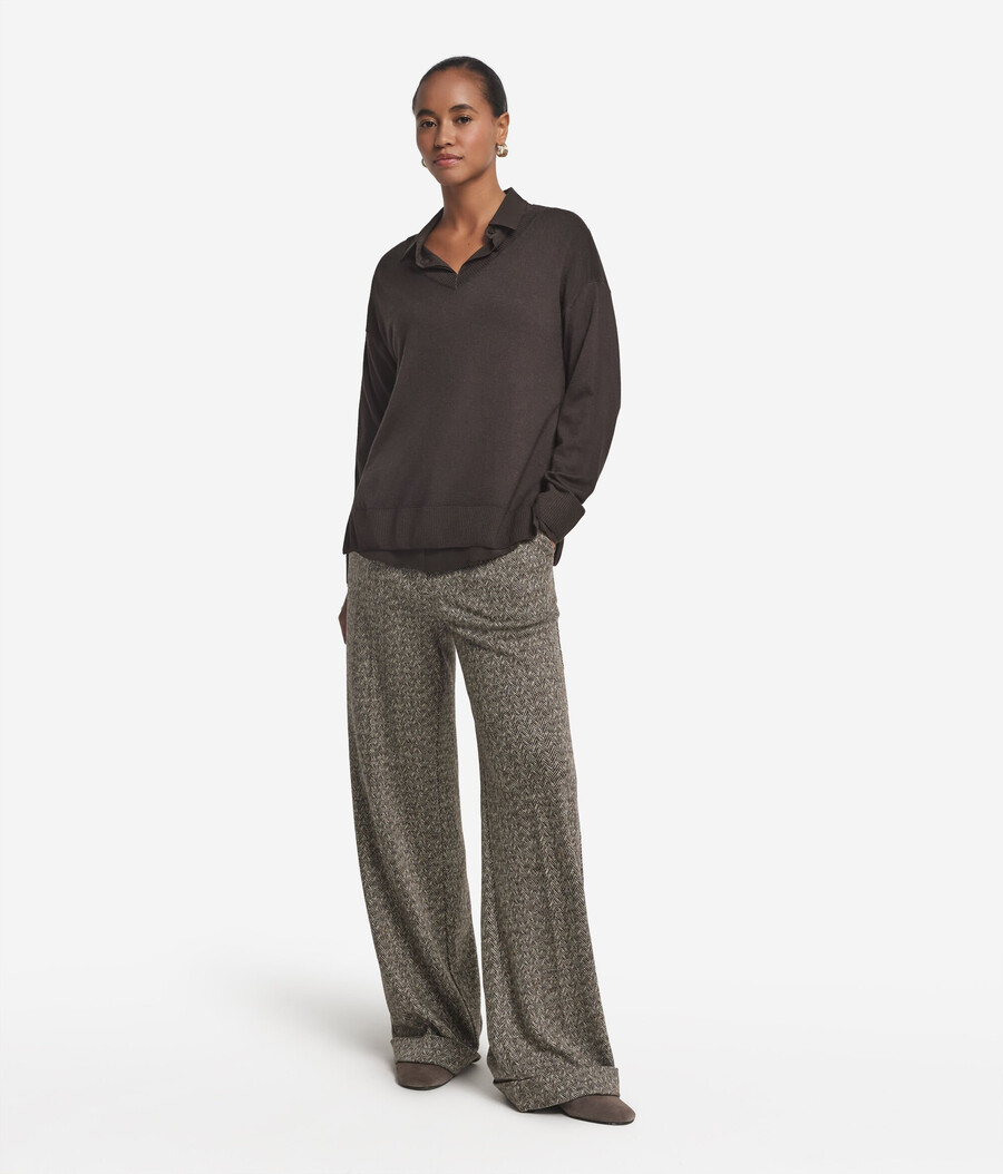 maglione in cashmere con scollo a v e spacchi