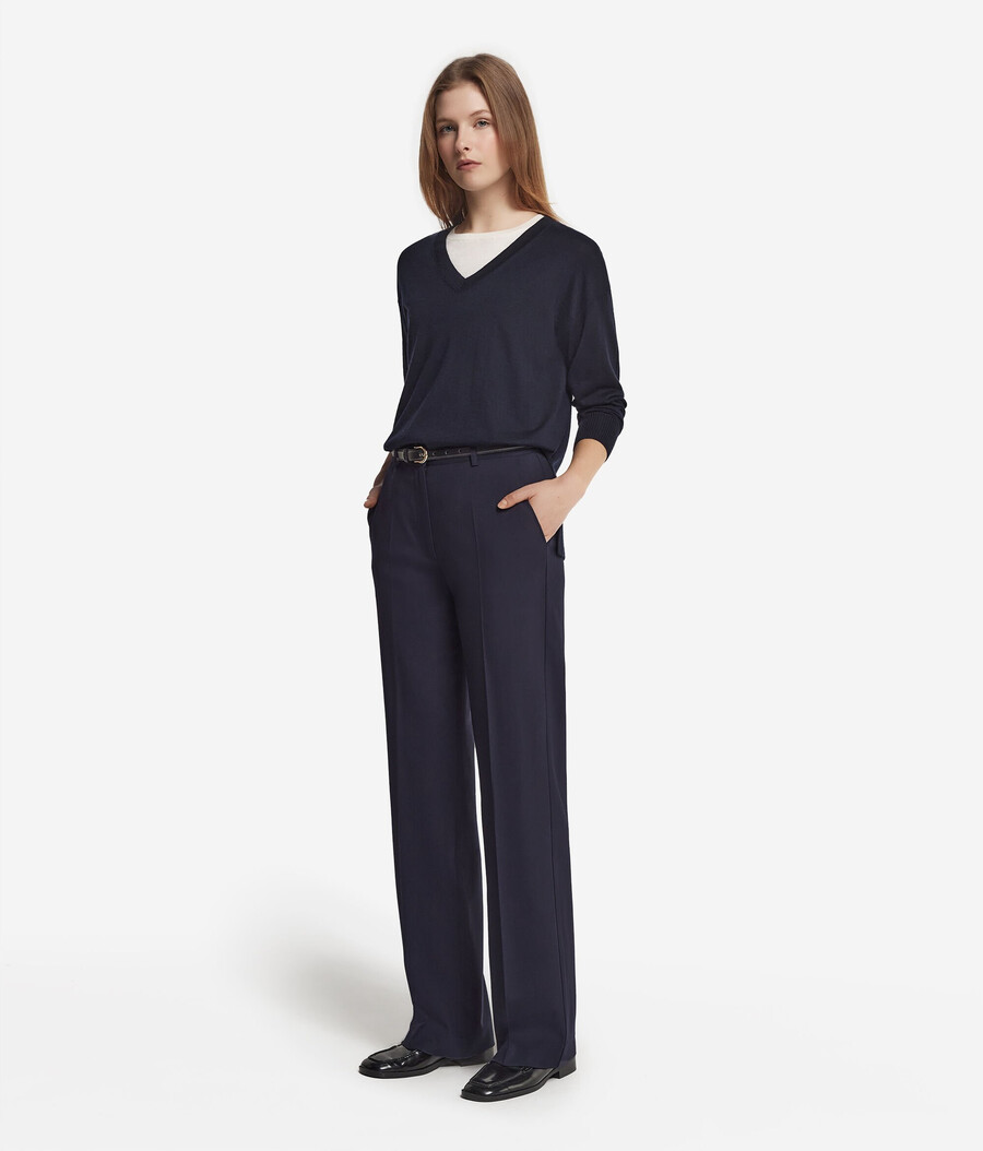 maglione in cashmere con scollo a v e spacchi