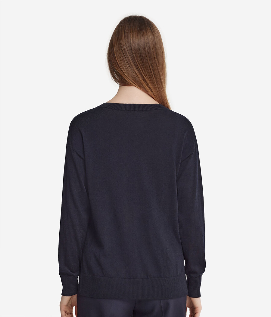 maglione in cashmere con scollo a v e spacchi