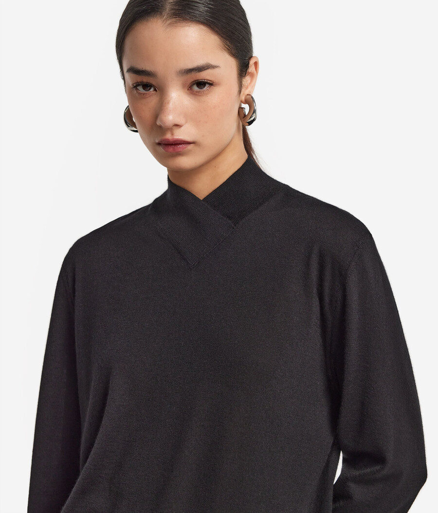 maglione a collo alto con finitura in cashmere