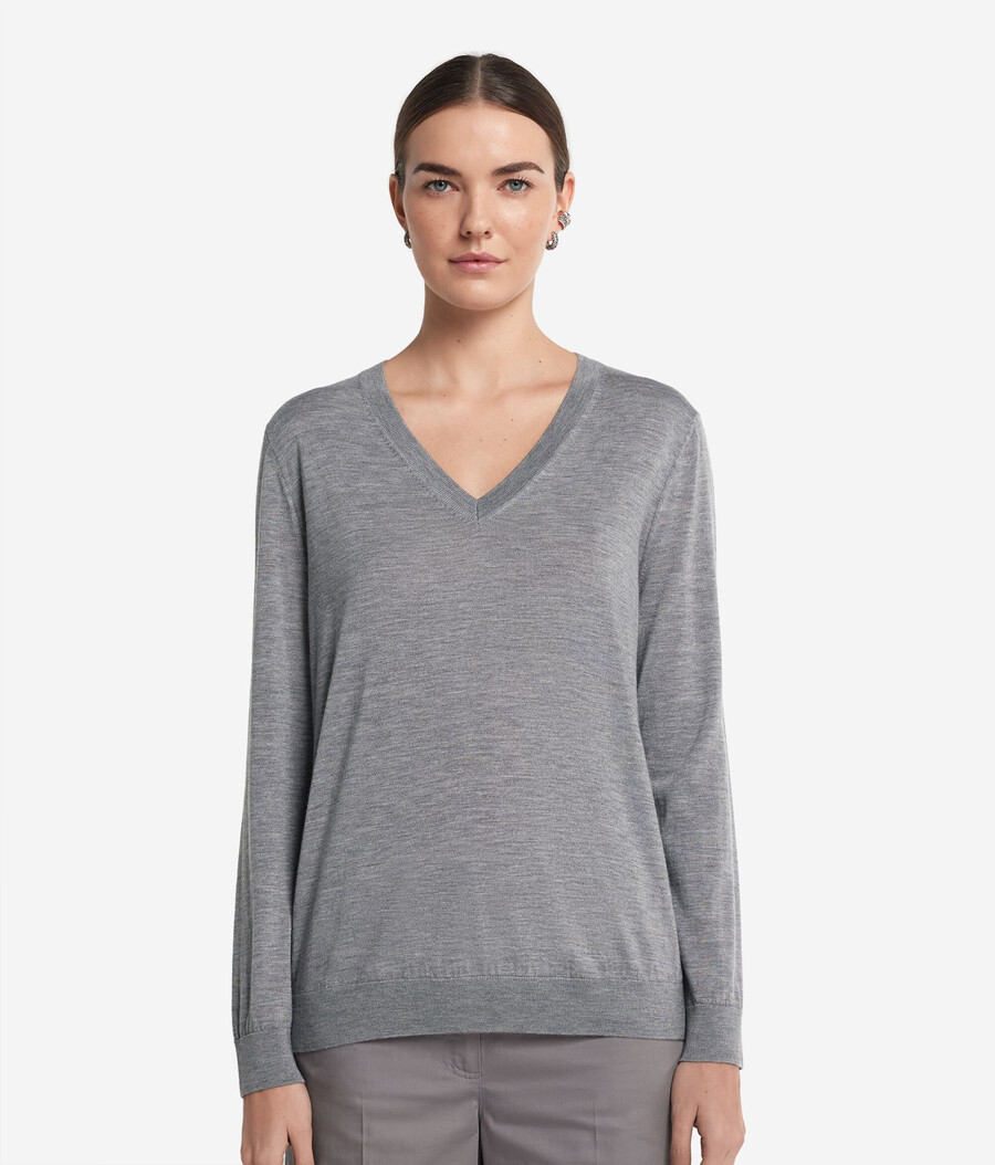 maglione con scollo a v in cashmere ultrafine