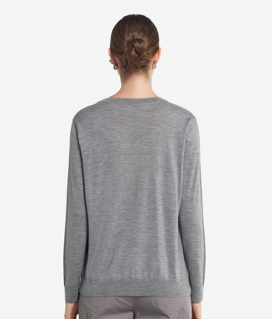 maglione con scollo a v in cashmere ultrafine