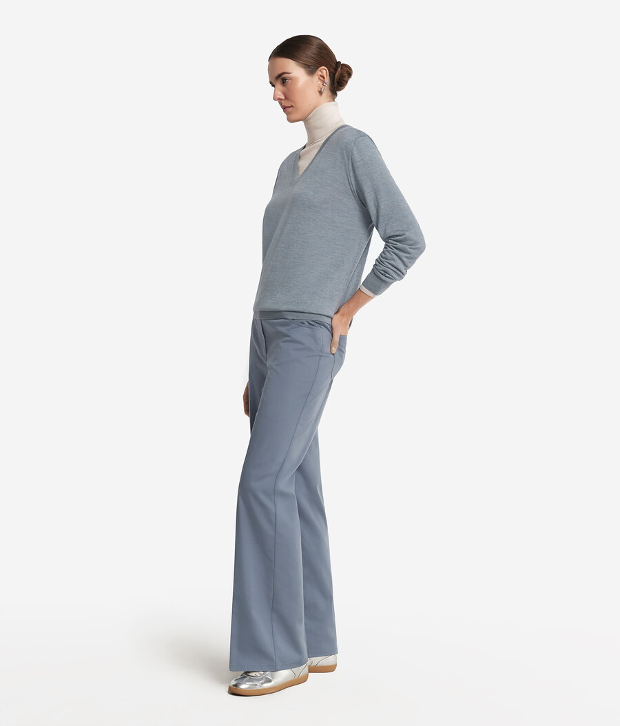 maglione con scollo a v in cashmere ultrafine