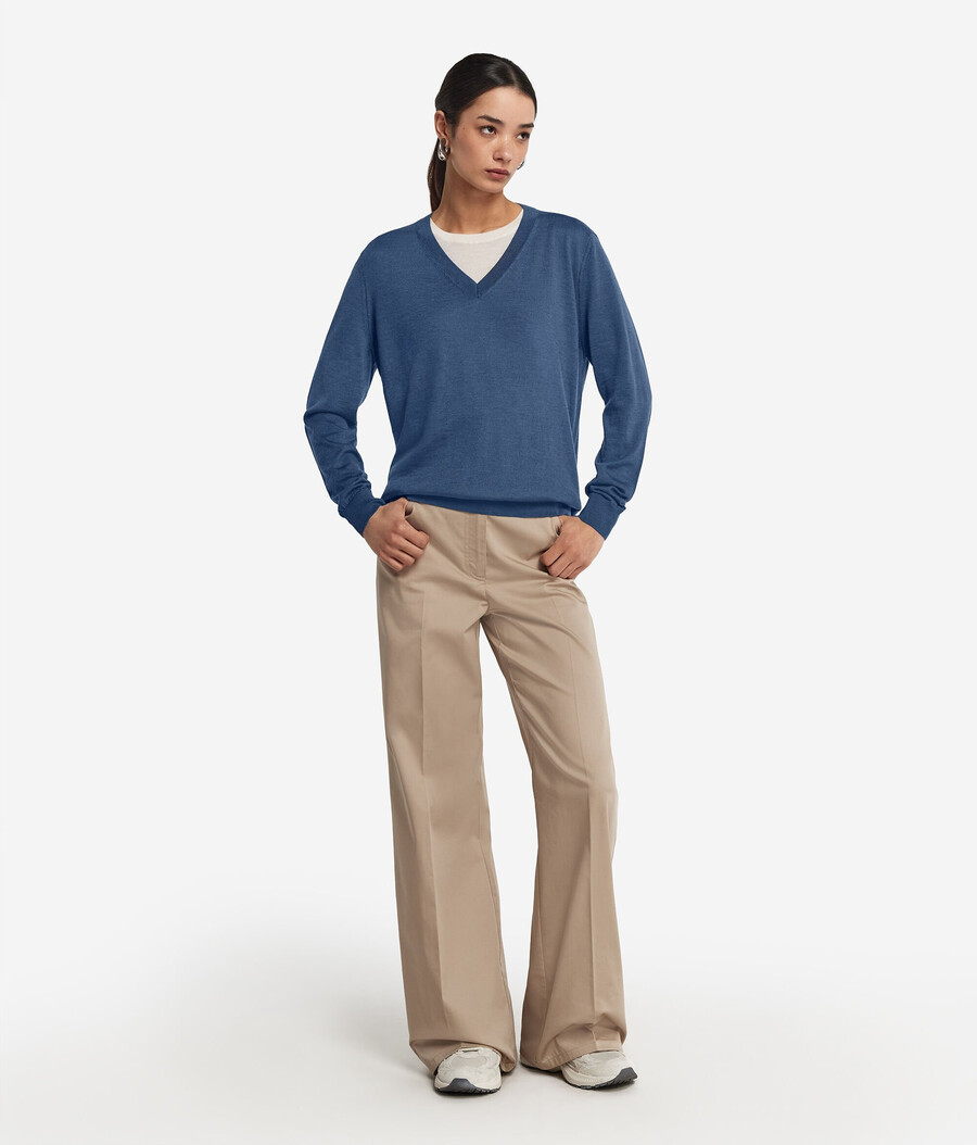 maglione con scollo a v in cashmere ultrafine