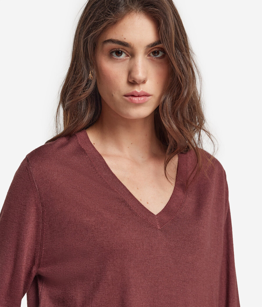 maglione con scollo a v in cashmere ultrafine