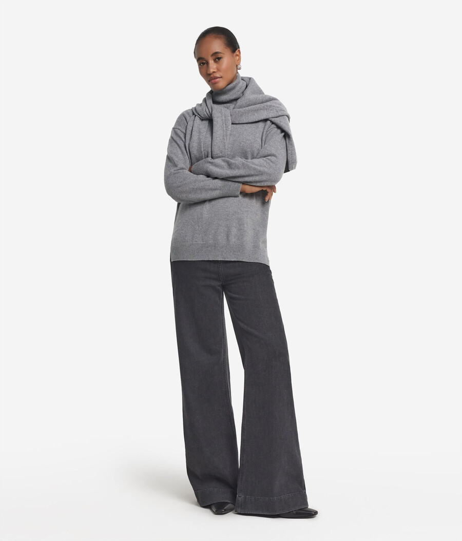dolcevita in cashmere ultra morbido con spacchi