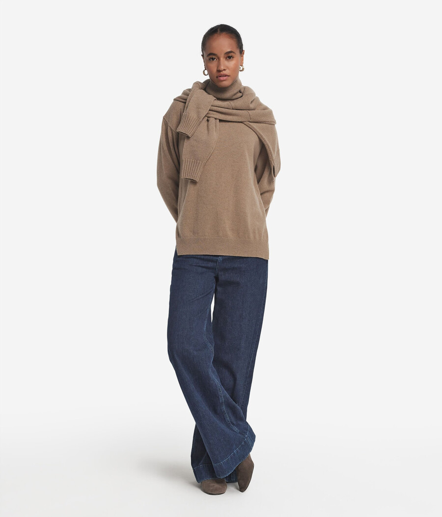 dolcevita in cashmere ultra morbido con spacchi