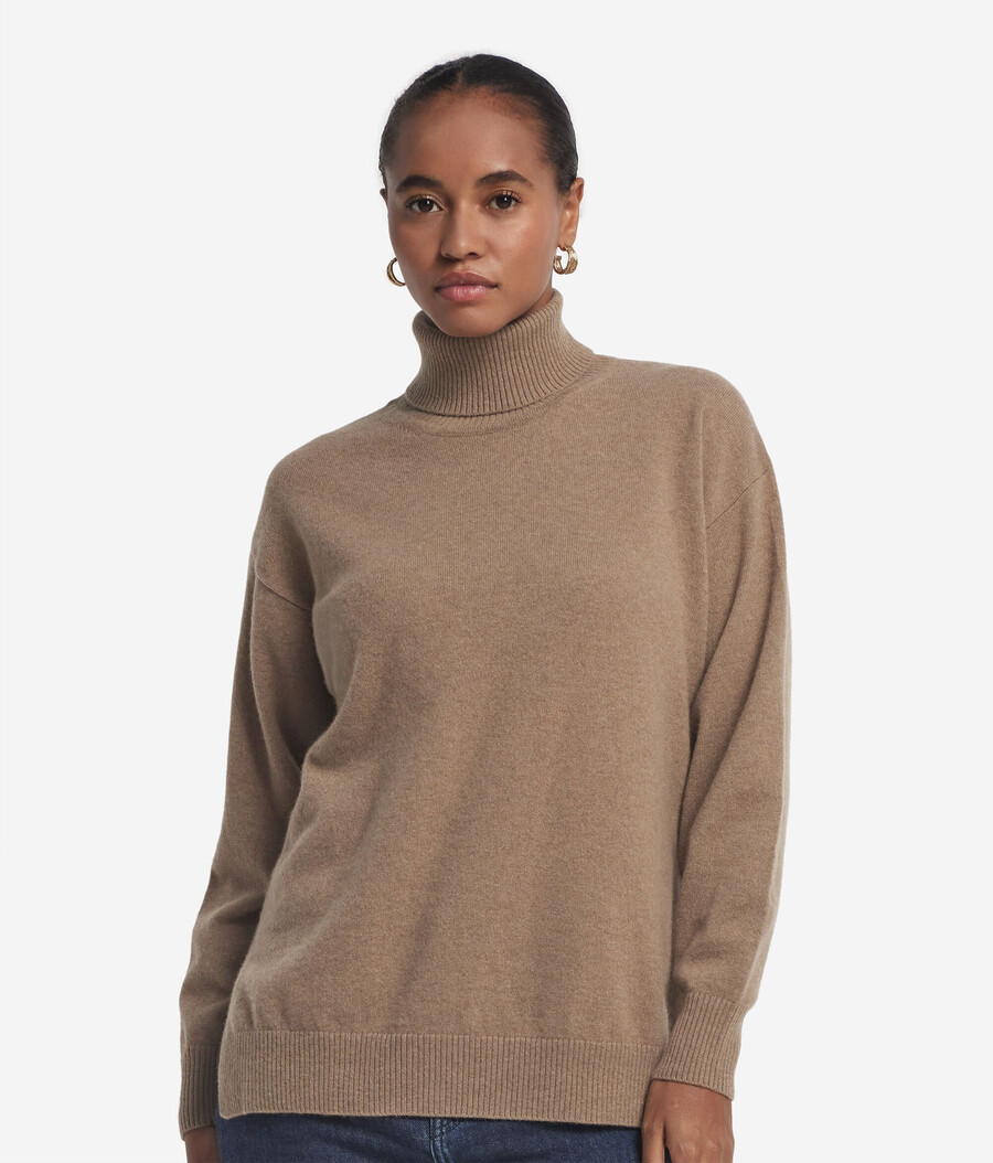 dolcevita in cashmere ultra morbido con spacchi
