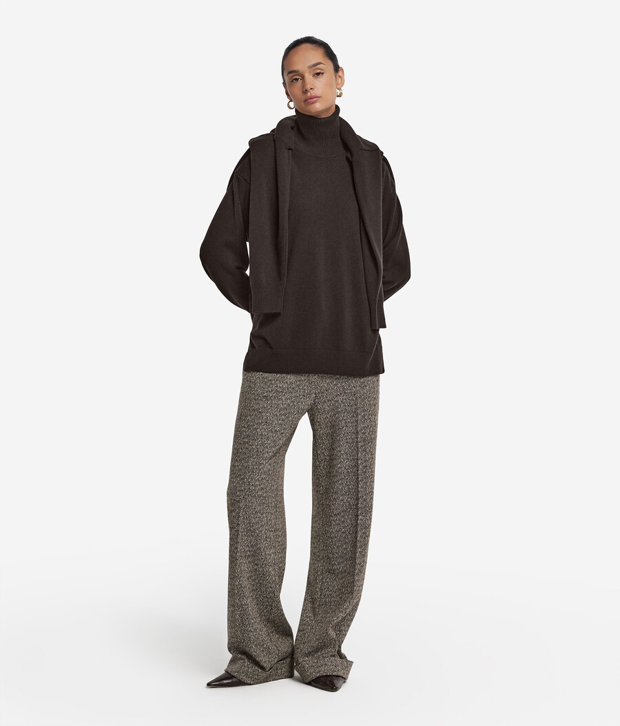 dolcevita in cashmere ultra morbido con spacchi