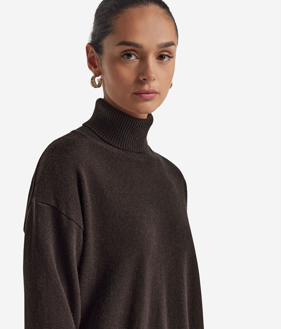 dolcevita in cashmere ultra morbido con spacchi