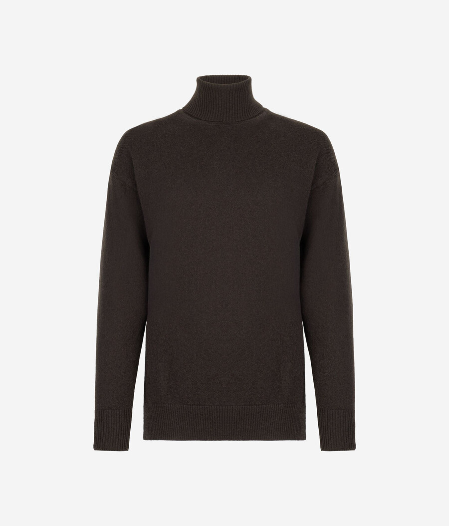 dolcevita in cashmere ultra morbido con spacchi