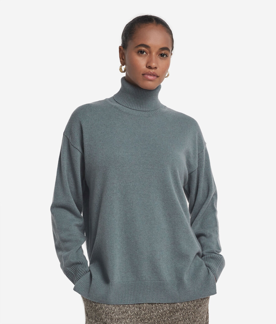 dolcevita in cashmere ultra morbido con spacchi
