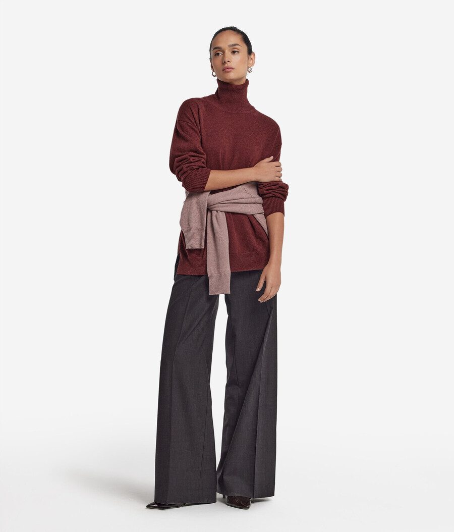 dolcevita in cashmere ultra morbido con spacchi