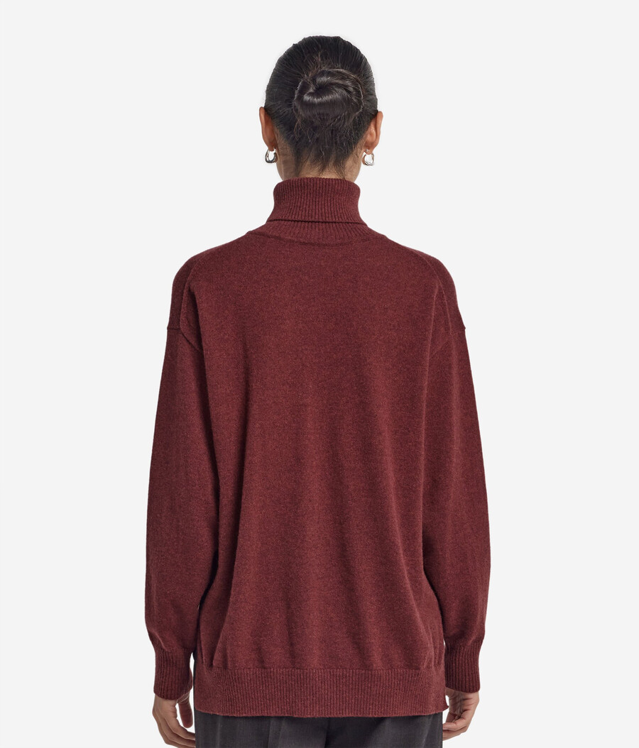 dolcevita in cashmere ultra morbido con spacchi
