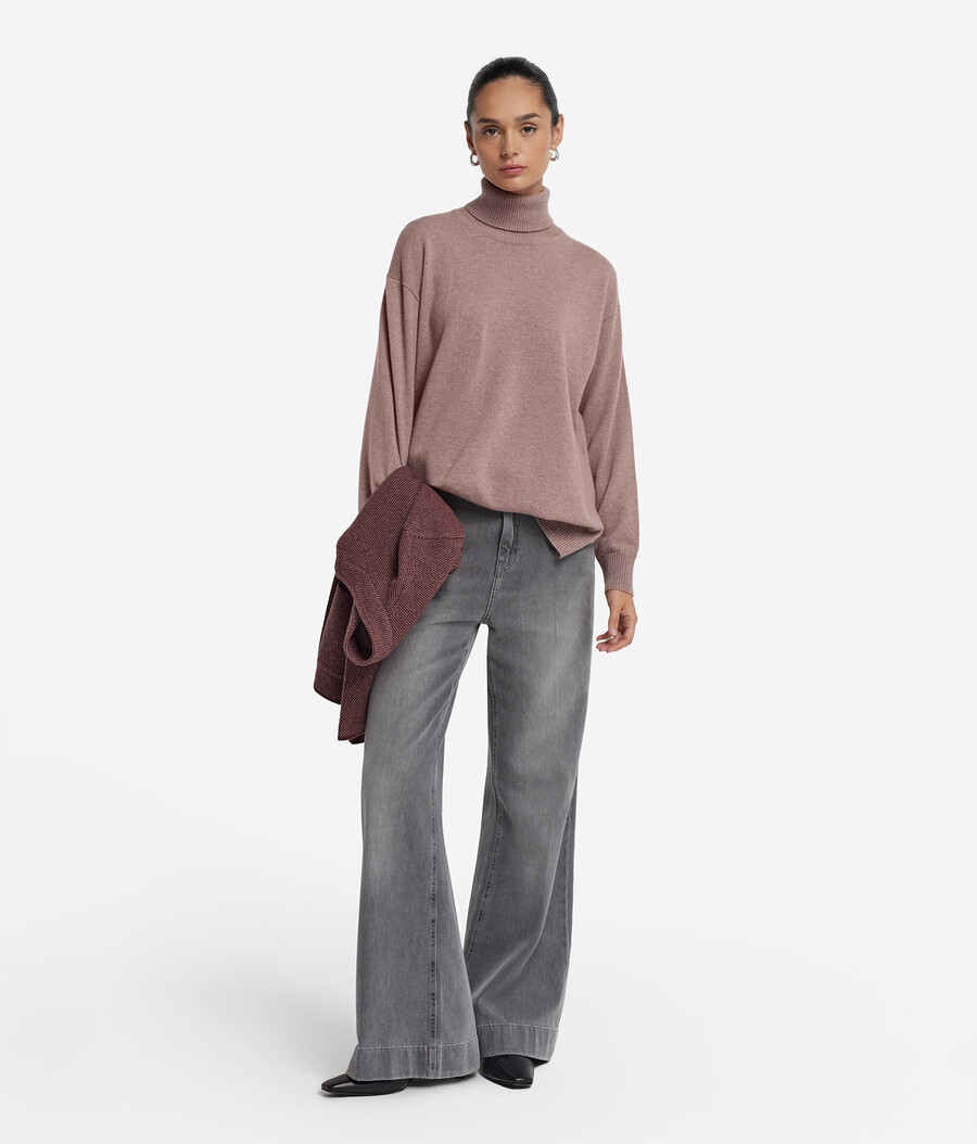 dolcevita in cashmere ultra morbido con spacchi
