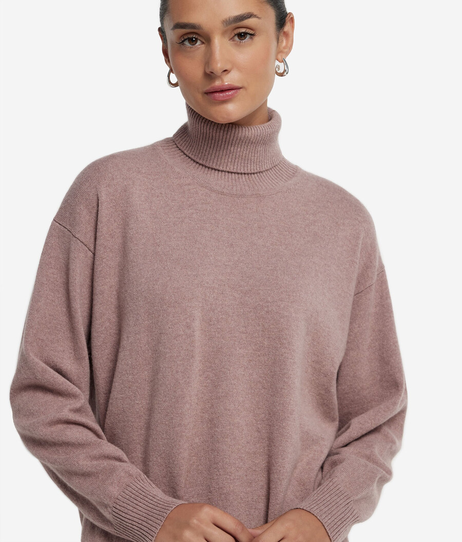 dolcevita in cashmere ultra morbido con spacchi