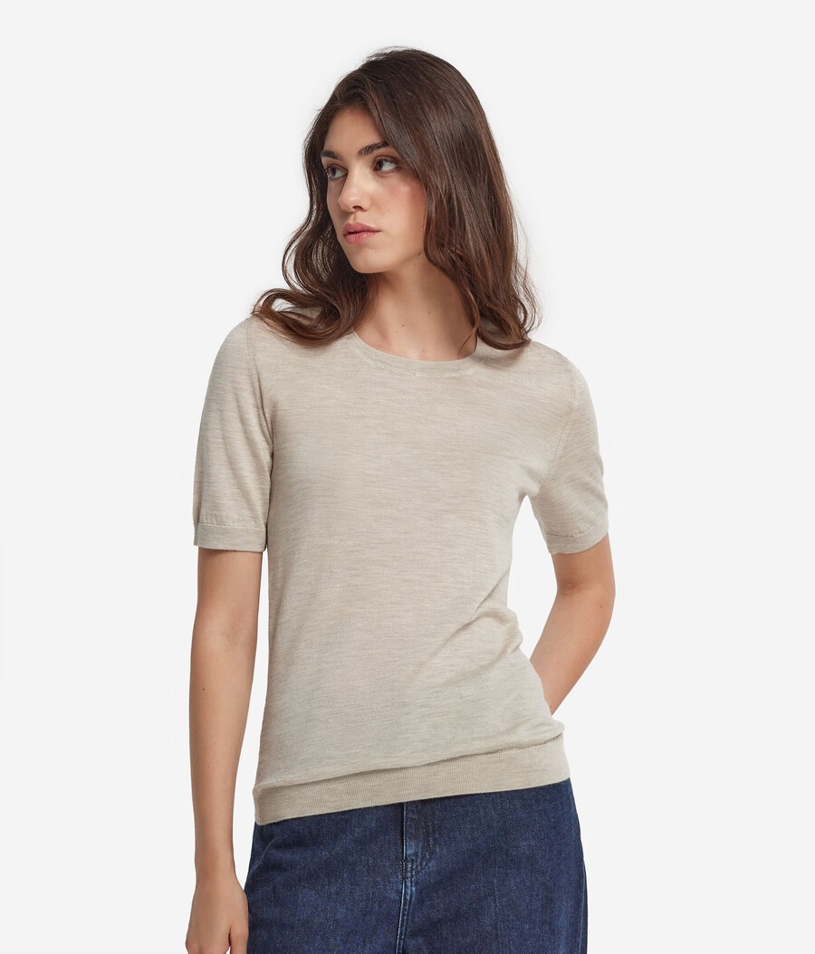 maglia girocollo a maniche corte in cashmere ultrafine