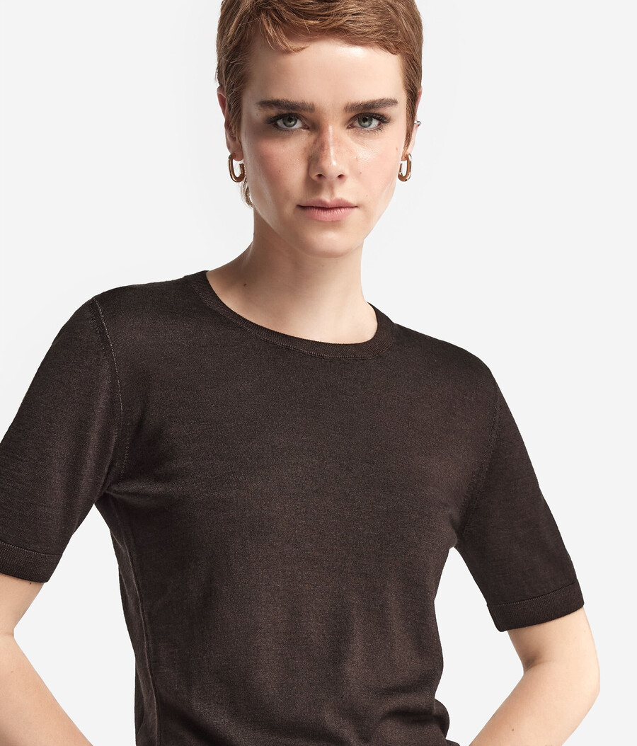 maglia girocollo a maniche corte in cashmere ultrafine