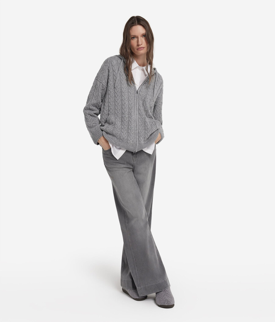 felpa in cashmere ultra morbido con lavorazione a trecce