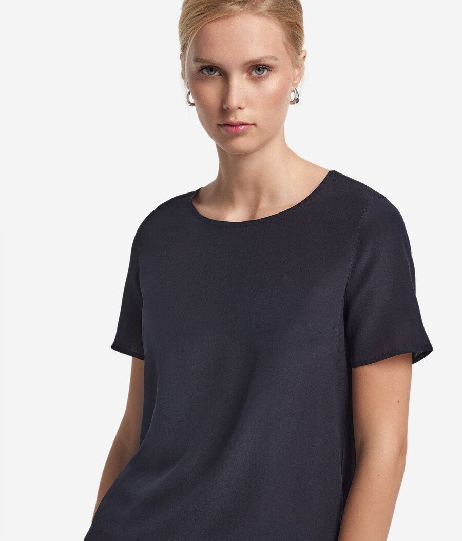 t-shirt in seta a scollo tondo