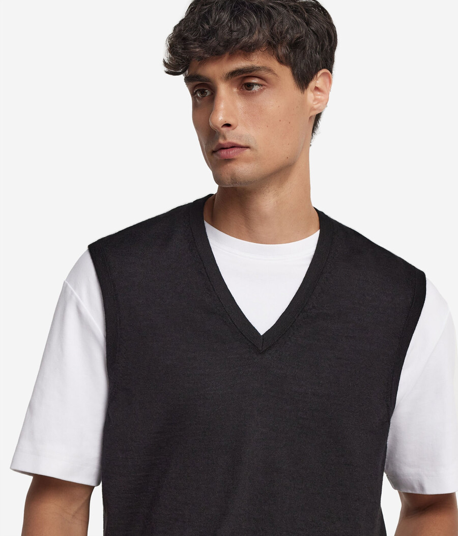 maglione senza maniche con scollo a v in cashmere ultrafine